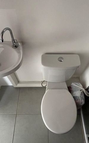 Apartamento para alugar com 39m², 2 quartos e 1 vaga Apartamento para alugar com 39m², 2 quartos e 1 vagaBanheiro