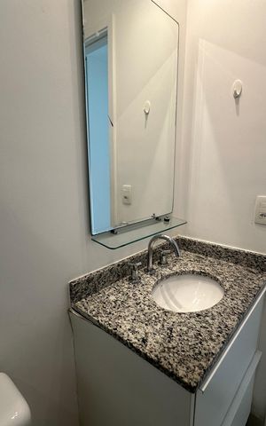 Apartamento para alugar com 62m², 2 quartos e 1 vaga Apartamento para alugar com 62m², 2 quartos e 1 vagaBanheiro da Suíte