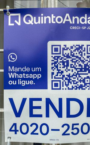 Casa à venda com 100m², 2 quartos e 1 vaga Casa à venda com 100m², 2 quartos e 1 vagaPlaca
