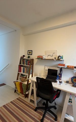 Casa de condomínio à venda com 120m², 1 quarto e 1 vaga Casa de condomínio à venda com 120m², 1 quarto e 1 vagaEscritório