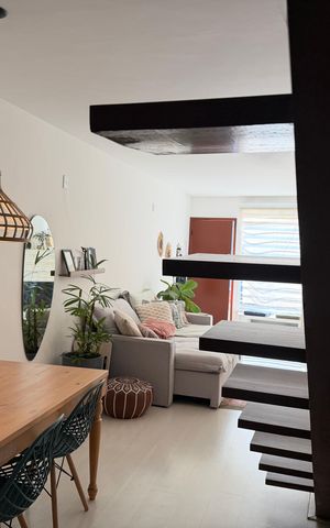 Casa de condomínio à venda com 120m², 1 quarto e 1 vaga Casa de condomínio à venda com 120m², 1 quarto e 1 vagaSala