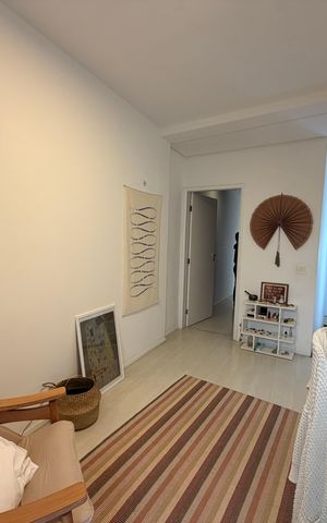 Casa de condomínio à venda com 120m², 1 quarto e 1 vaga Casa de condomínio à venda com 120m², 1 quarto e 1 vagaEscritório