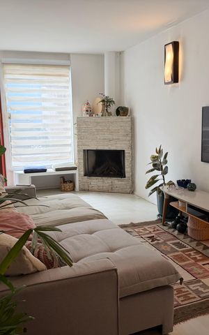 Casa de condomínio à venda com 120m², 1 quarto e 1 vaga Casa de condomínio à venda com 120m², 1 quarto e 1 vagaSala