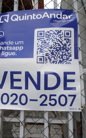 Casa à venda com 370m², 4 quartos e 3 vagasPlaca