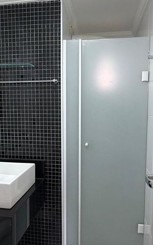 Apartamento à venda com 79m², 2 quartos e 1 vaga Apartamento à venda com 79m², 2 quartos e 1 vagaBanheiro