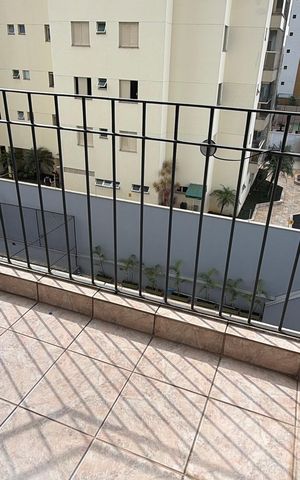 Apartamento à venda com 79m², 2 quartos e 1 vaga Apartamento à venda com 79m², 2 quartos e 1 vagaSacada