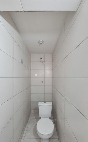 Casa para alugar com 54m², 1 quarto e sem vaga Casa para alugar com 54m², 1 quarto e sem vagaBanheiro Social