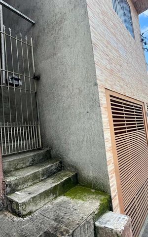 Casa para alugar com 70m², 2 quartos e sem vaga Casa para alugar com 70m², 2 quartos e sem vagaFachada