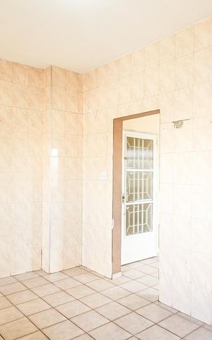Casa para alugar com 70m², 2 quartos e sem vaga Casa para alugar com 70m², 2 quartos e sem vagaCozinha