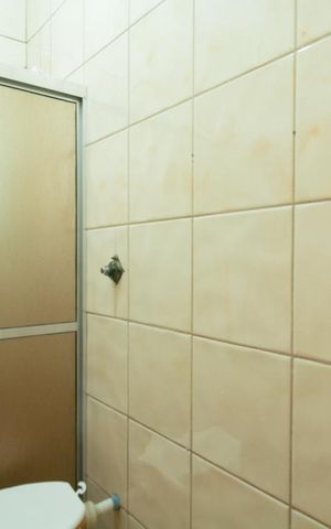 Casa para alugar com 70m², 2 quartos e sem vaga Casa para alugar com 70m², 2 quartos e sem vagaBanheiro de serviço