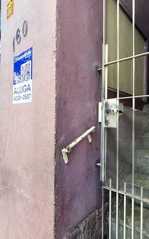 Casa para alugar com 70m², 2 quartos e sem vaga Casa para alugar com 70m², 2 quartos e sem vagaFachada