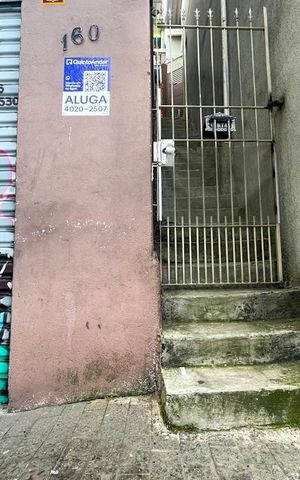 Casa para alugar com 70m², 2 quartos e sem vaga Casa para alugar com 70m², 2 quartos e sem vagaFachada