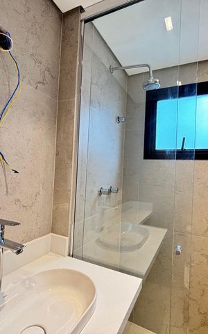 Apartamento à venda com 77m², 3 quartos e 1 vaga Apartamento à venda com 77m², 3 quartos e 1 vagaBanheiro da Suíte
