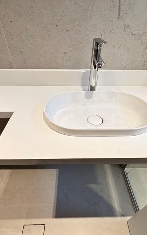 Apartamento à venda com 77m², 3 quartos e 1 vaga Apartamento à venda com 77m², 3 quartos e 1 vagaBanheiro da Suíte