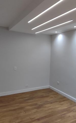 Casa para alugar com 350m², 4 quartos e 6 vagas Casa para alugar com 350m², 4 quartos e 6 vagasSuíte 1