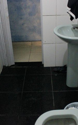 Casa à venda com 150m², 4 quartos e 2 vagasBanheiro 04