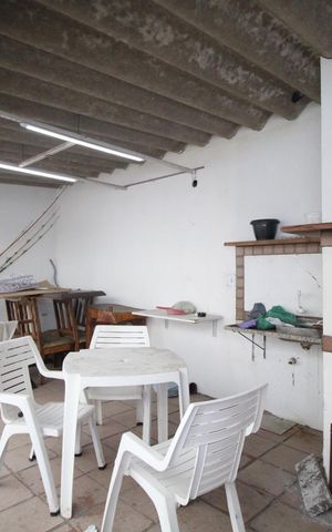 Casa à venda com 200m², 4 quartos e 4 vagasChurrasqueira