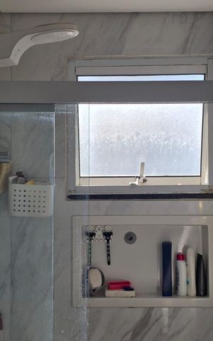 Apartamento à venda com 51m², 2 quartos e 1 vaga Apartamento à venda com 51m², 2 quartos e 1 vagaBanheiro Social