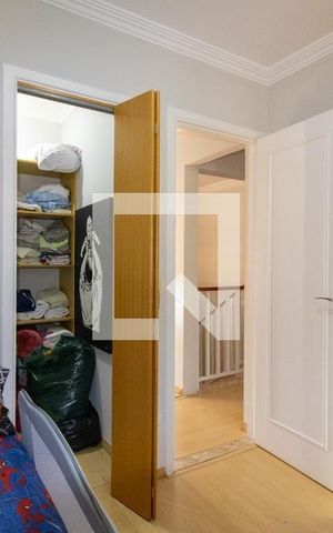 Casa de condomínio para alugar com 245m², 4 quartos e 4 vagas Casa de condomínio para alugar com 245m², 4 quartos e 4 vagasQuarto 2