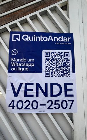 Casa à venda com 259m², 3 quartos e 2 vagas Casa à venda com 259m², 3 quartos e 2 vagasFachada/Placa