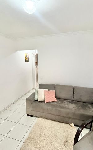 Casa à venda com 259m², 3 quartos e 2 vagas Casa à venda com 259m², 3 quartos e 2 vagasSala
