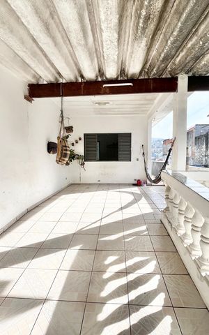 Casa à venda com 259m², 3 quartos e 2 vagas Casa à venda com 259m², 3 quartos e 2 vagasGaragem