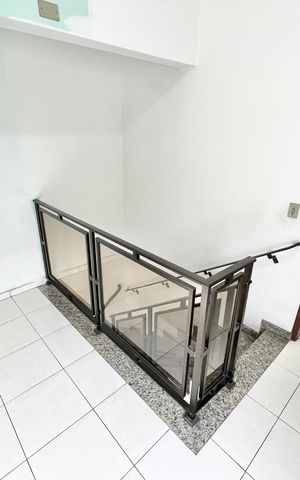Casa à venda com 259m², 3 quartos e 2 vagas Casa à venda com 259m², 3 quartos e 2 vagasCopa