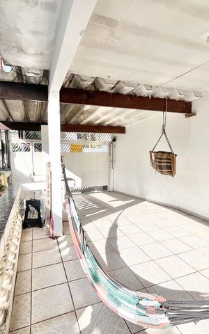 Casa à venda com 259m², 3 quartos e 2 vagas Casa à venda com 259m², 3 quartos e 2 vagasGaragem