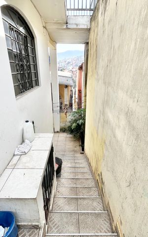 Casa à venda com 259m², 3 quartos e 2 vagas Casa à venda com 259m², 3 quartos e 2 vagasCorredor Externo