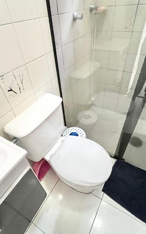 Casa à venda com 259m², 3 quartos e 2 vagas Casa à venda com 259m², 3 quartos e 2 vagasBanheiro