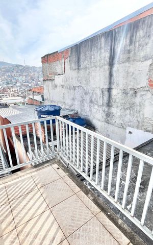 Casa à venda com 259m², 3 quartos e 2 vagas Casa à venda com 259m², 3 quartos e 2 vagasVaranda