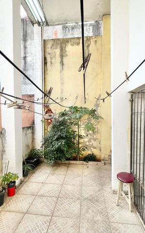 Casa à venda com 259m², 3 quartos e 2 vagas Casa à venda com 259m², 3 quartos e 2 vagasÁrea de Serviço