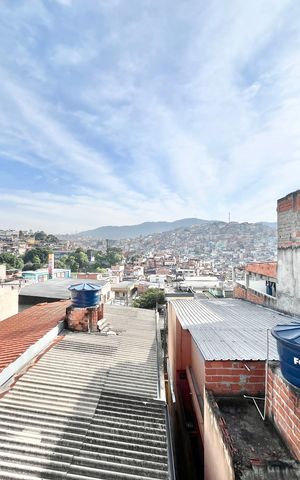 Casa à venda com 259m², 3 quartos e 2 vagas Casa à venda com 259m², 3 quartos e 2 vagasVaranda