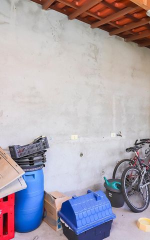 Casa à venda com 148m², 3 quartos e 2 vagasÁrea de Serviço