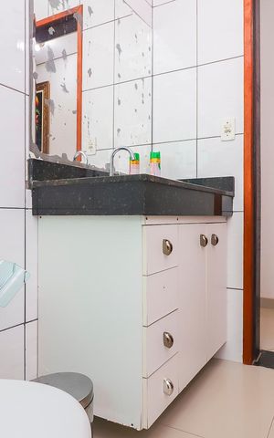 Casa à venda com 148m², 3 quartos e 2 vagasBanheiro 1