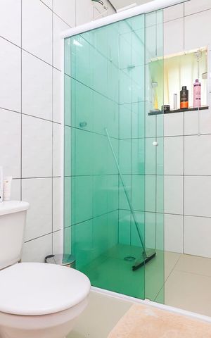 Casa à venda com 148m², 3 quartos e 2 vagasBanheiro da Suíte
