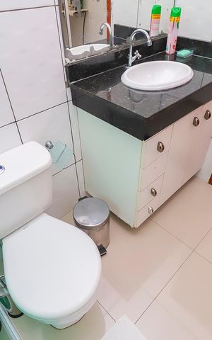 Casa à venda com 148m², 3 quartos e 2 vagasBanheiro 1