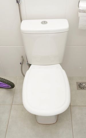 Apartamento à venda com 170m², 3 quartos e 2 vagas Apartamento à venda com 170m², 3 quartos e 2 vagasBanheiro (cobertura)
