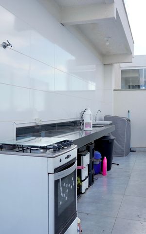 Apartamento à venda com 170m², 3 quartos e 2 vagas Apartamento à venda com 170m², 3 quartos e 2 vagasÁrea da cobertura - Área de Serviço