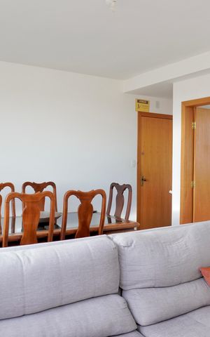 Apartamento à venda com 170m², 3 quartos e 2 vagas Apartamento à venda com 170m², 3 quartos e 2 vagasSala