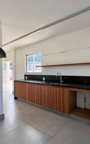 Apartamento à venda com 337m², 3 quartos e 1 vaga