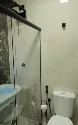 Casa à venda com 96m², 2 quartos e 2 vagasBanheiro da Suíte 2