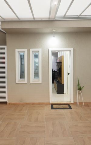 Casa à venda com 96m², 2 quartos e 2 vagasGaragem