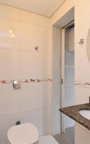 Apartamento para alugar com 240m², 3 quartos e 2 vagasLavabo