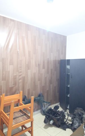 Casa à venda com 92m², 2 quartos e 1 vagaQuarto da edícula