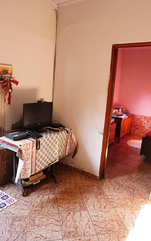 Casa à venda com 360m², 5 quartos e 1 vaga Casa à venda com 360m², 5 quartos e 1 vagaCasa 2 - Sala