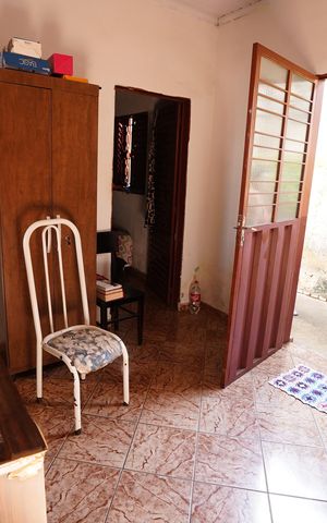 Casa à venda com 360m², 5 quartos e 1 vaga Casa à venda com 360m², 5 quartos e 1 vagaCasa 2 - Sala
