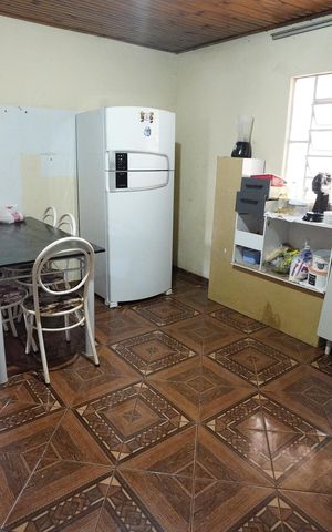 Casa à venda com 360m², 5 quartos e 1 vaga Casa à venda com 360m², 5 quartos e 1 vagaCozinha