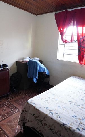 Casa à venda com 360m², 5 quartos e 1 vaga Casa à venda com 360m², 5 quartos e 1 vagaQuarto 2