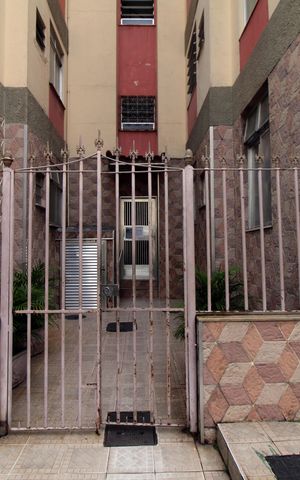 Apartamento à venda com 50m², 2 quartos e sem vagaÁrea comum - Portaria interna